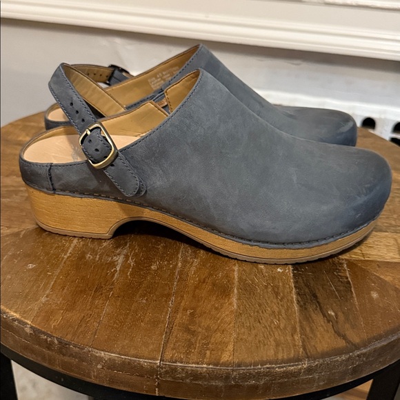 Dansko Berry Nubuck Clogs 40/9.5 - Picture 10 of 15